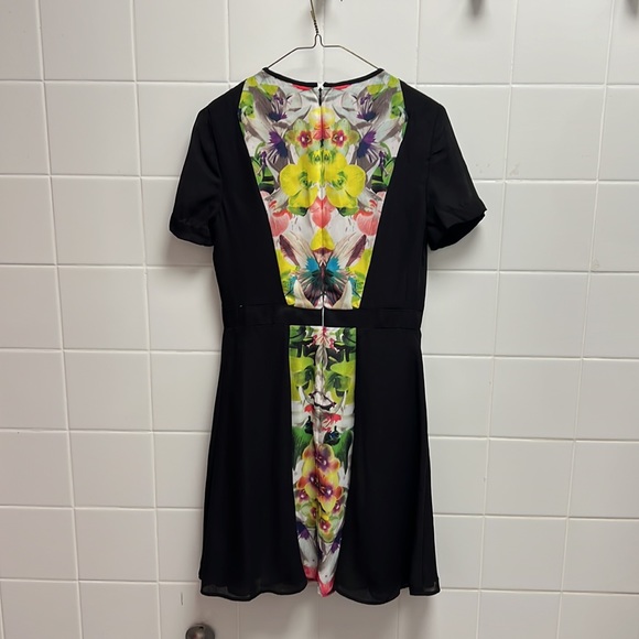 Prabal Gurung for Target Short Sleeve Dress 🦋 - Picture 6 of 6